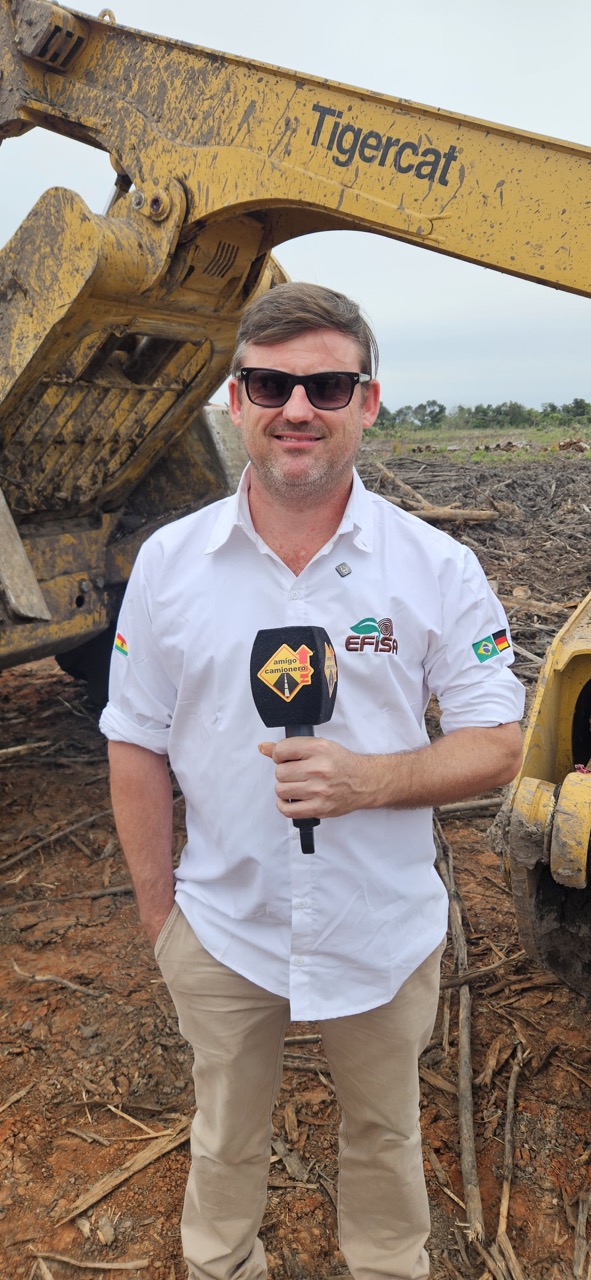EFISA incorpora la primera Tigercat al mercado forestal paraguayo (11)